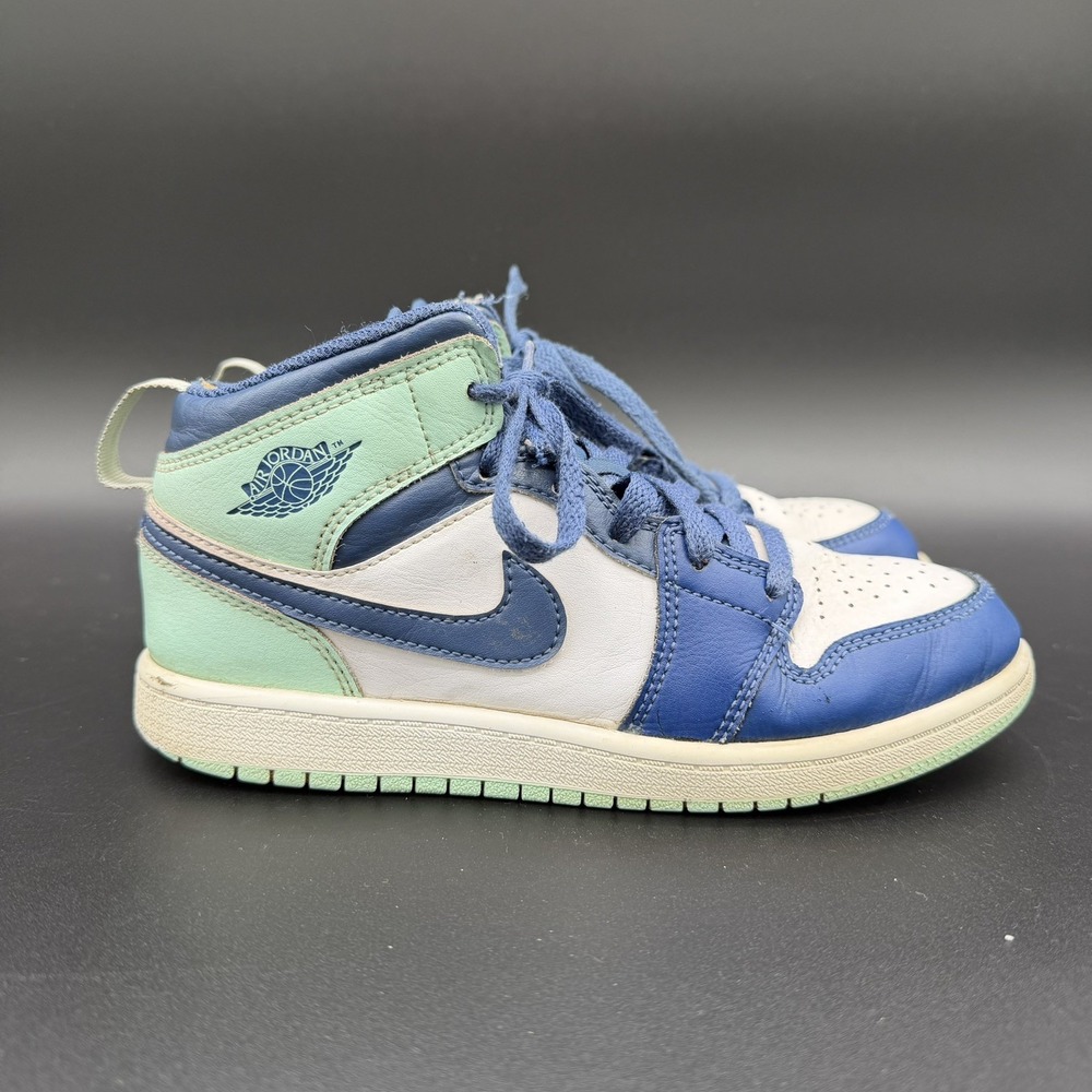 Nike Air Jordan 1 Mid Mystic Mint Navy Kids Size 3y Basketball